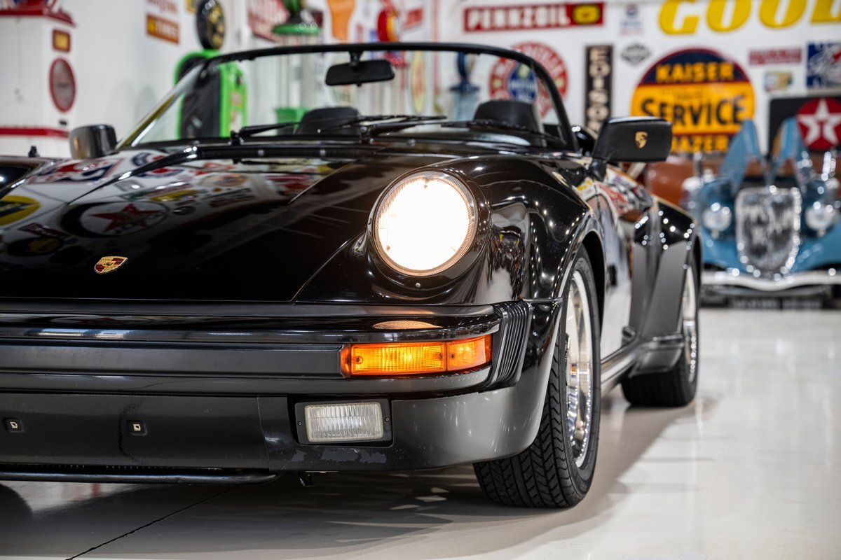 Porsche-911-Cabriolet-Wide-Body-Speedster-1986-22