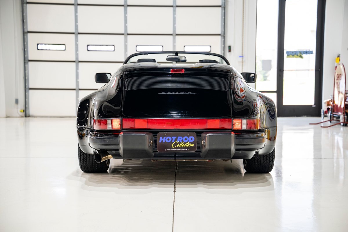 Porsche-911-Cabriolet-Wide-Body-Speedster-1986-23