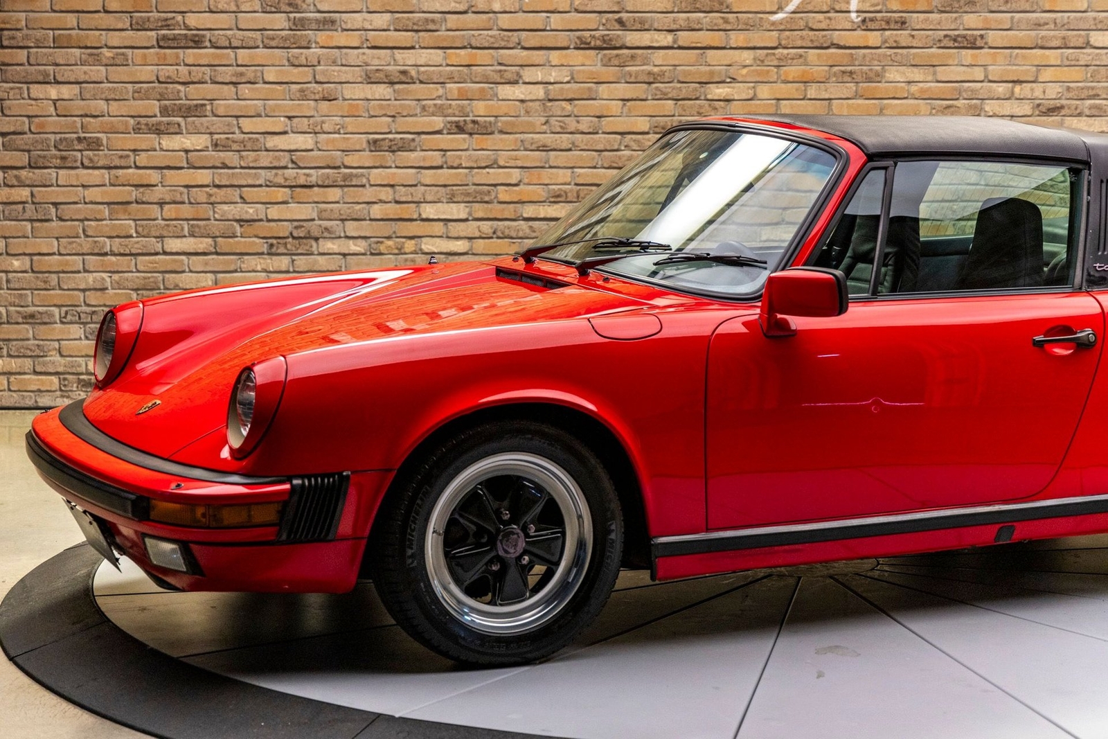 Porsche-911-Carrera-1984-Other-11