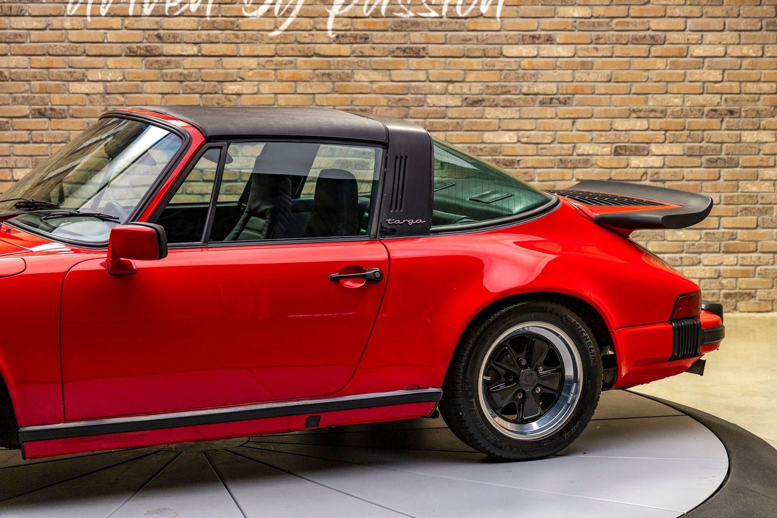 Porsche-911-Carrera-1984-Other-12