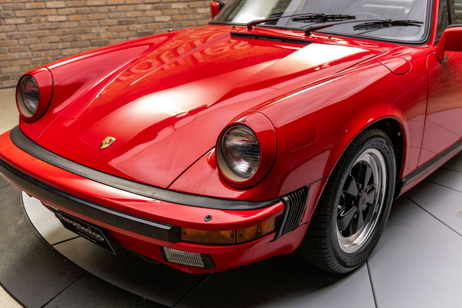 Porsche-911-Carrera-1984-Other-23
