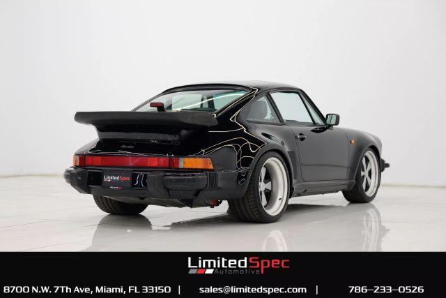 Porsche-911-EV-1986-Coupe-22