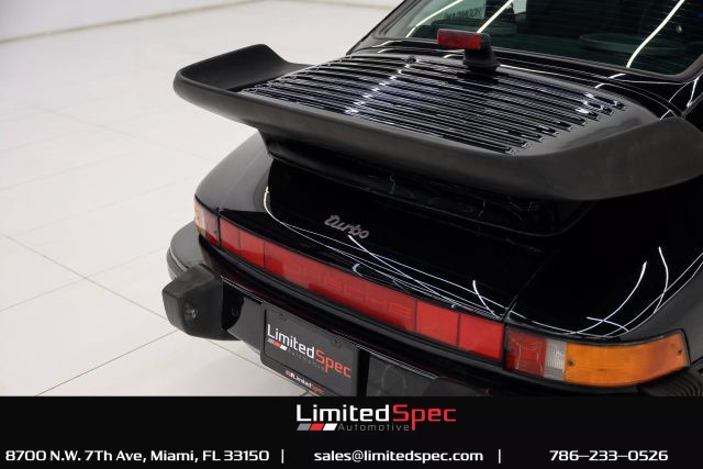 Porsche-911-EV-1986-Coupe-26