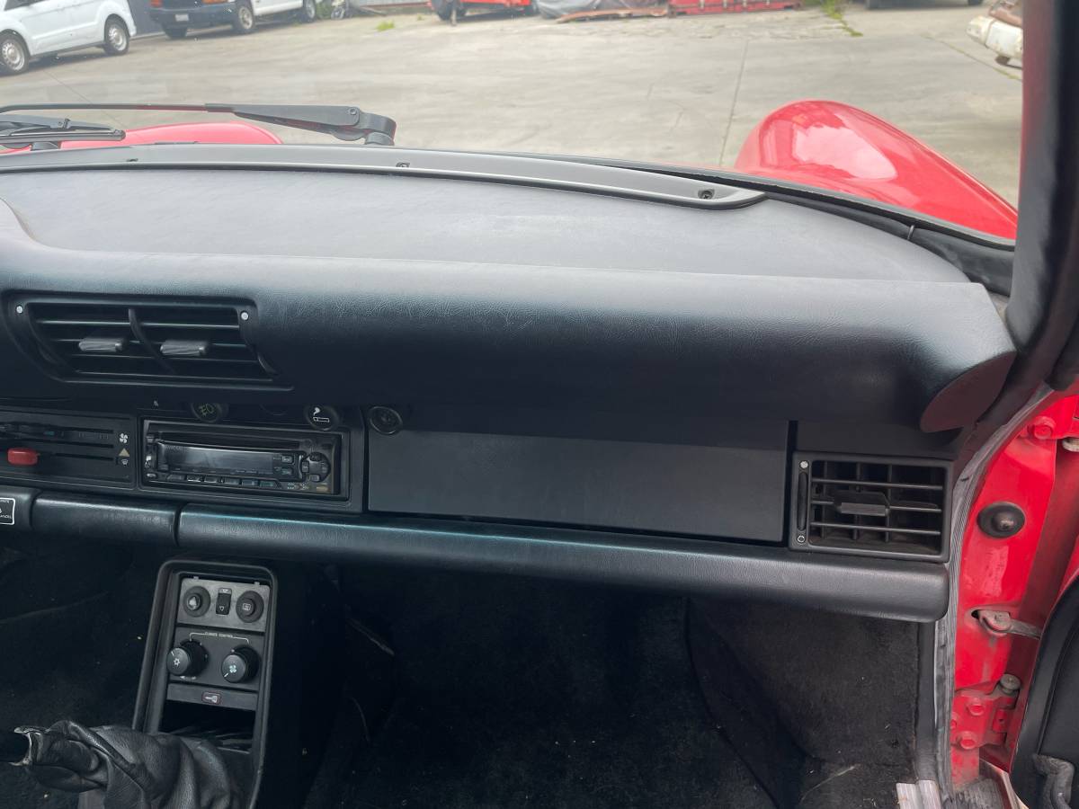 Porsche-911-carrera-1986-9