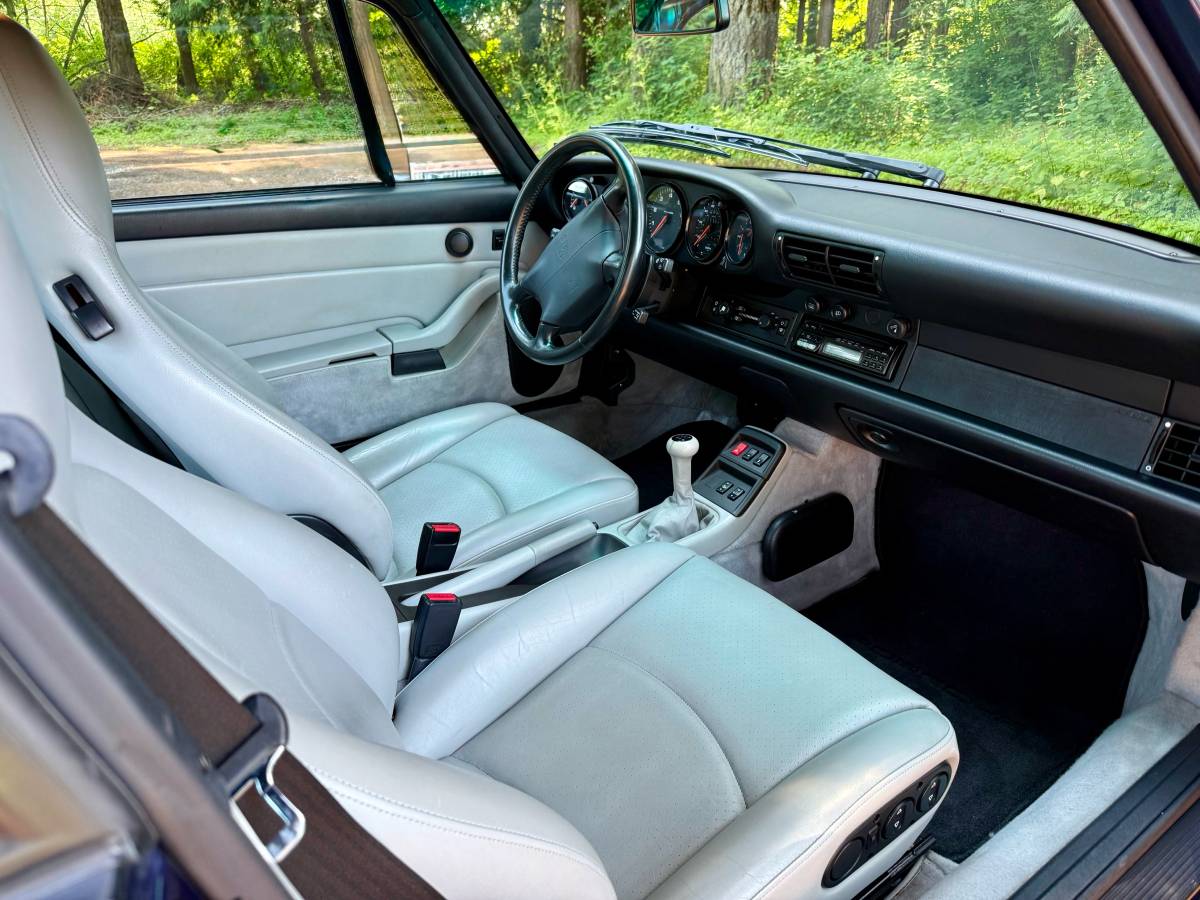 Porsche-911-carrera-1995-blue-12