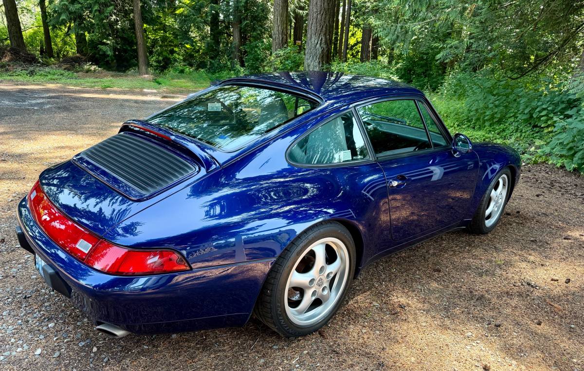 Porsche-911-carrera-1995-blue-4