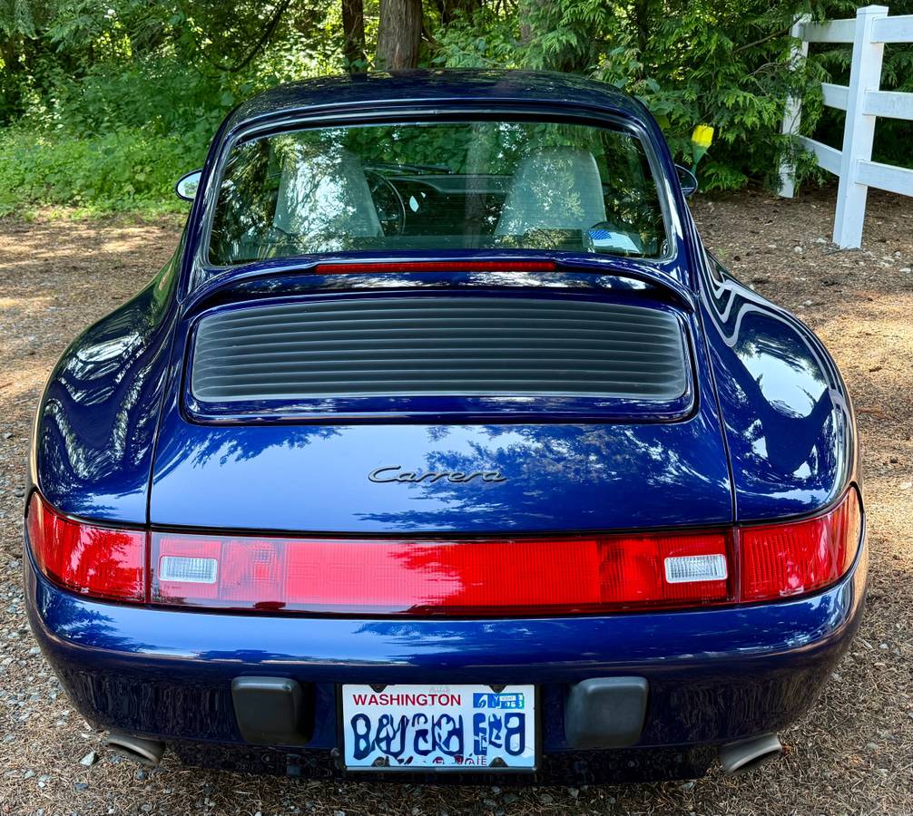 Porsche-911-carrera-1995-blue-5