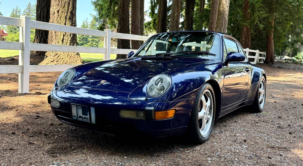 Porsche 911 carrera  1995 blue