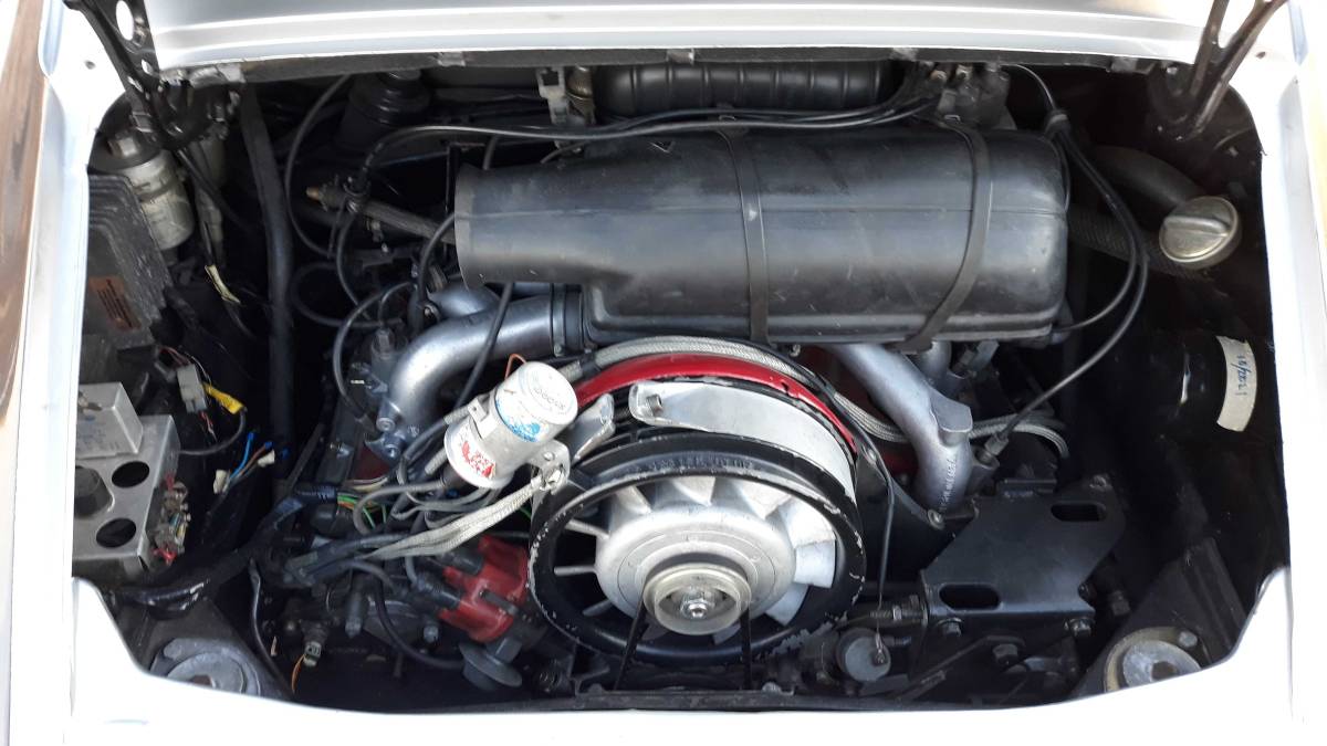 Porsche-911-sc-1981-11