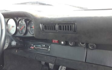 Porsche-911-sc-1981-8