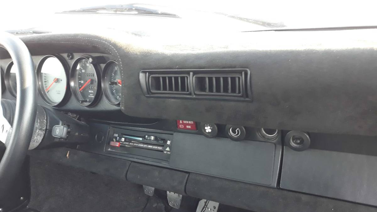 Porsche-911-sc-1981-8