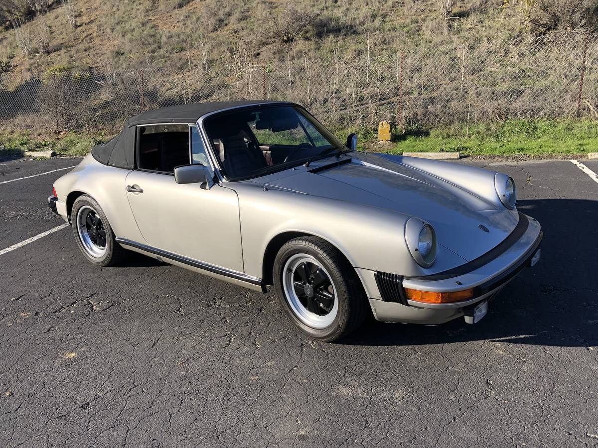 Porsche-911-sc-1983-grey-2