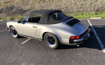Porsche-911-sc-1983-grey-4