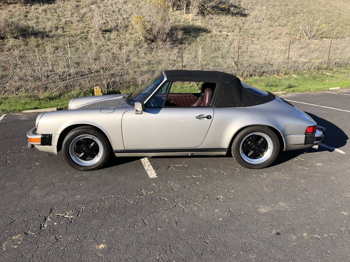 Porsche-911-sc-1983-grey-5