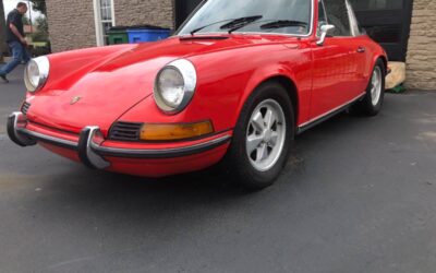 Porsche 911 targa  1973 red
