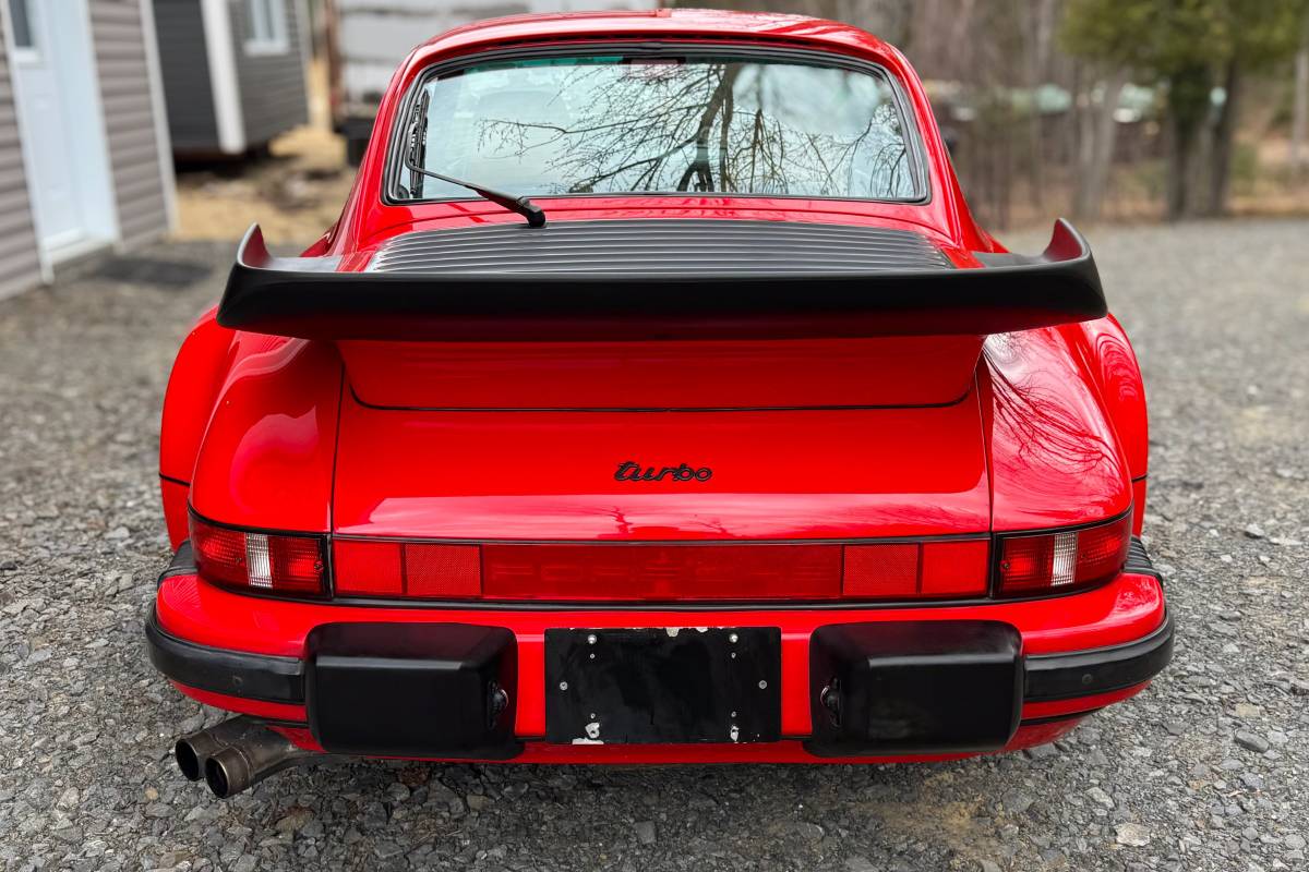 Porsche-911-turbo-1988-red-1