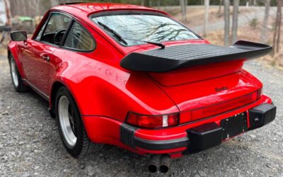 Porsche 911 turbo  1988 red
