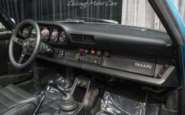 Porsche-911S-Targa-1977-Coupe-21