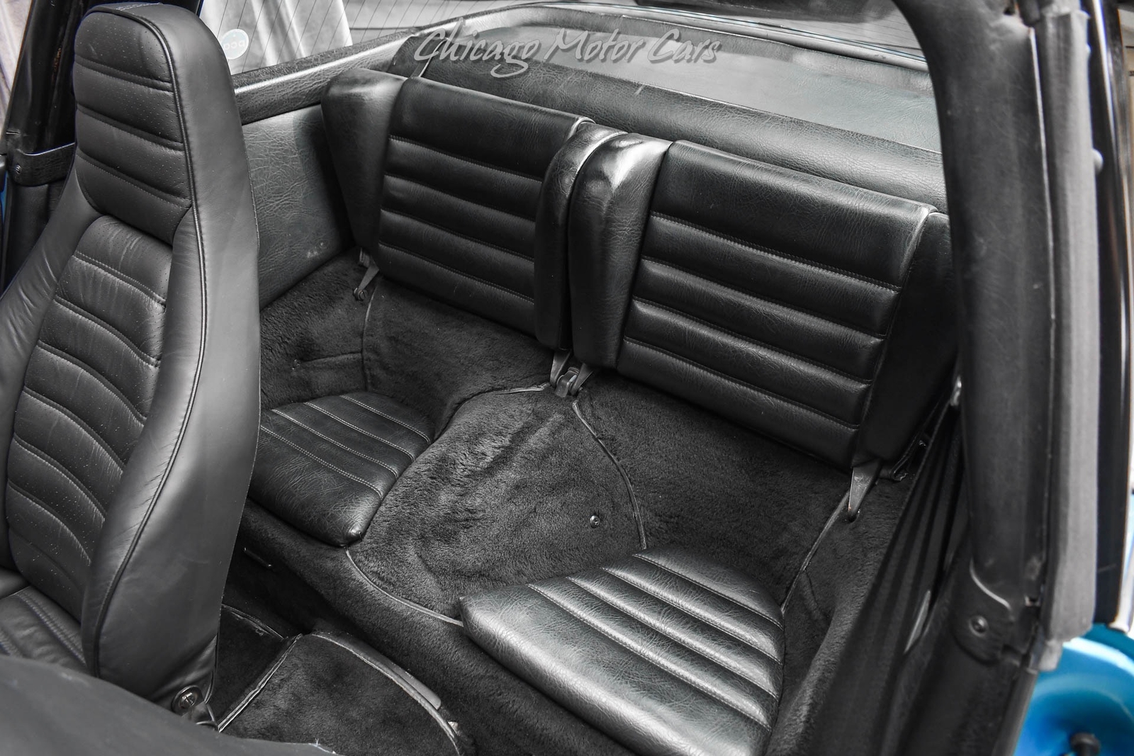 Porsche-911S-Targa-1977-Coupe-23