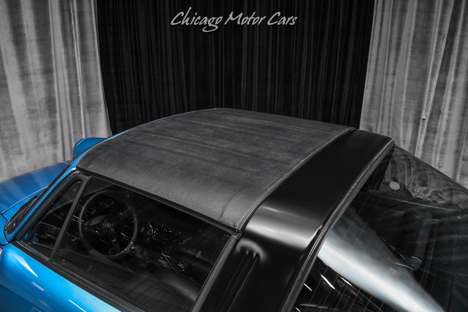 Porsche-911S-Targa-1977-Coupe-32