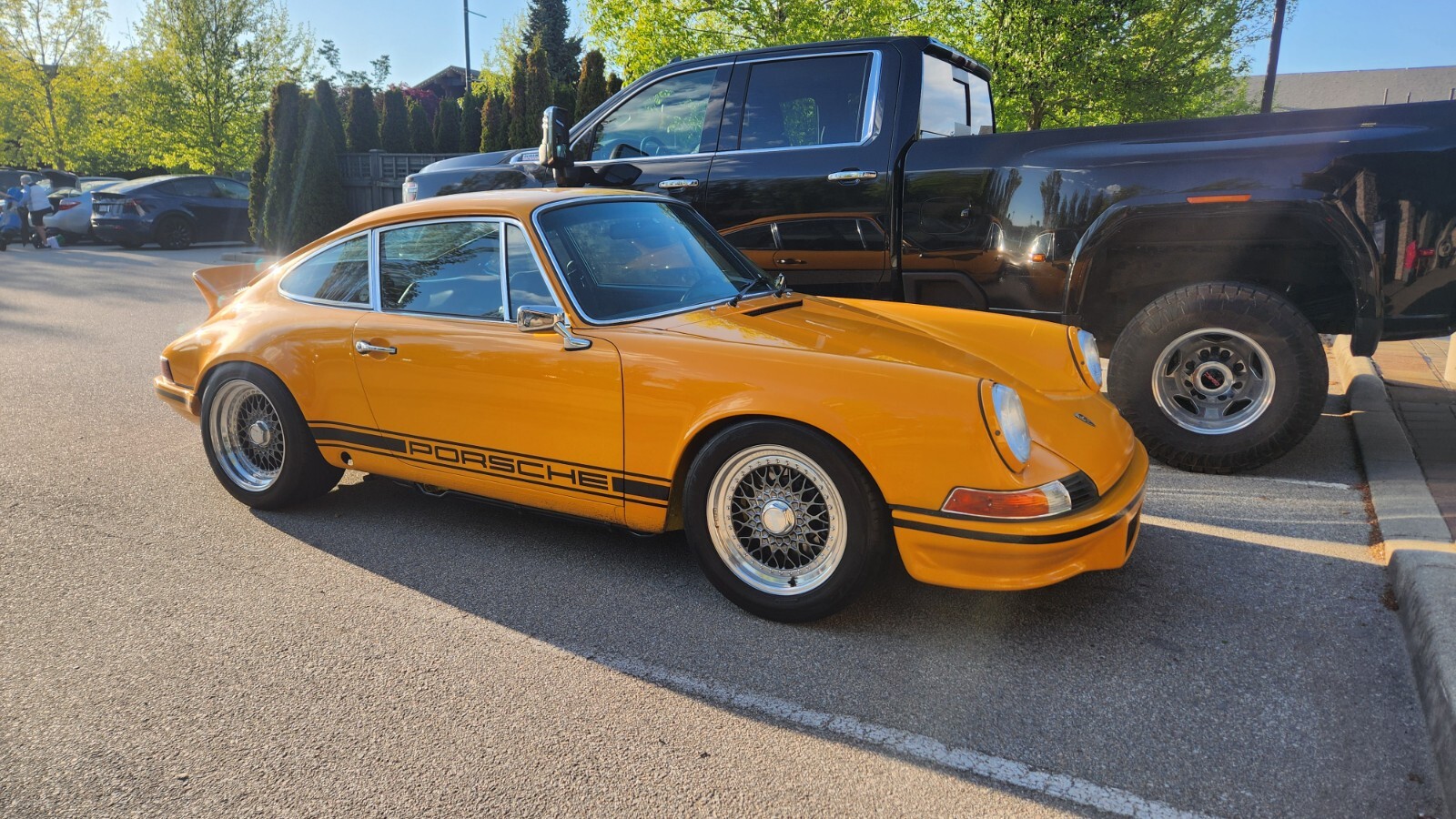 Porsche-911t-1973-Coupe-19
