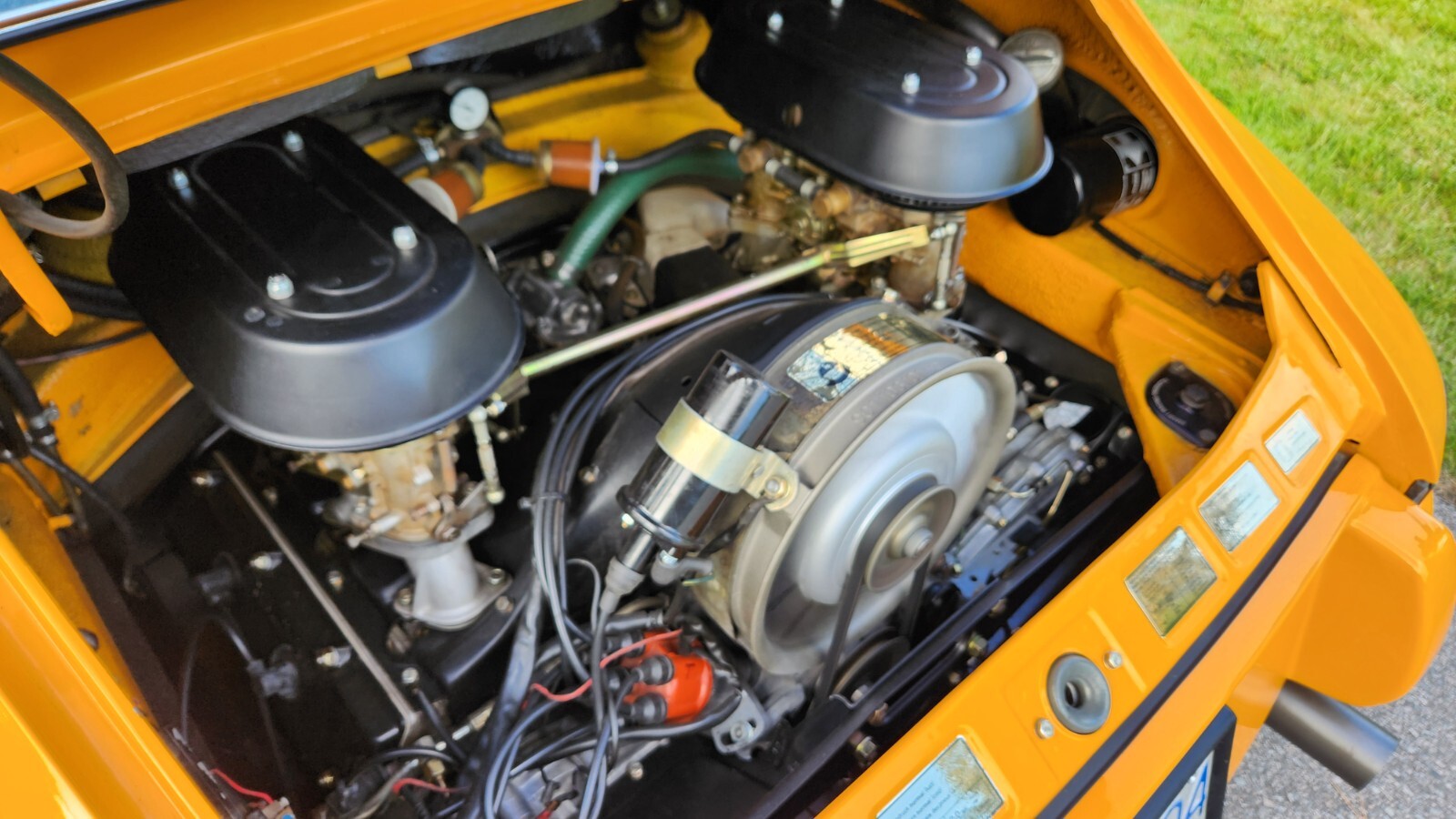 Porsche-911t-1973-Coupe-22