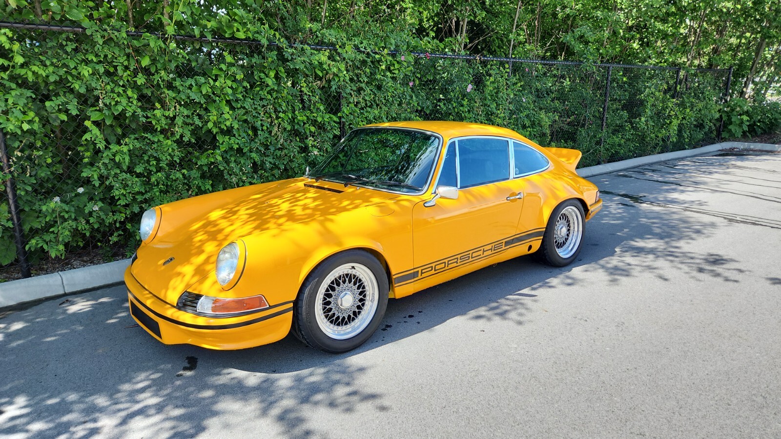Porsche-911t-1973-Coupe-25