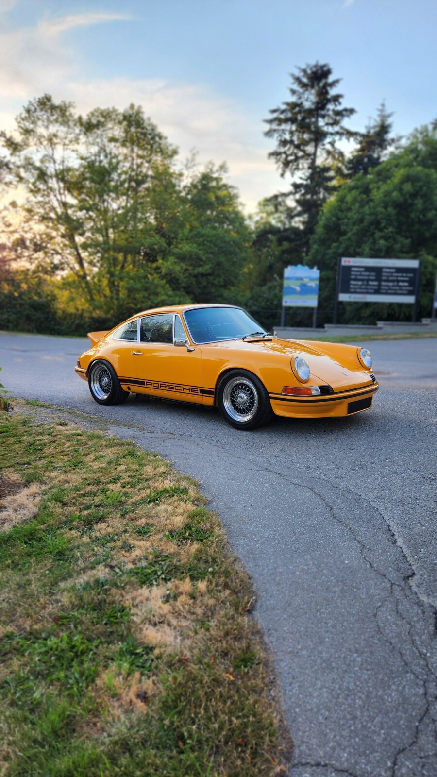 Porsche-911t-1973-Coupe-27
