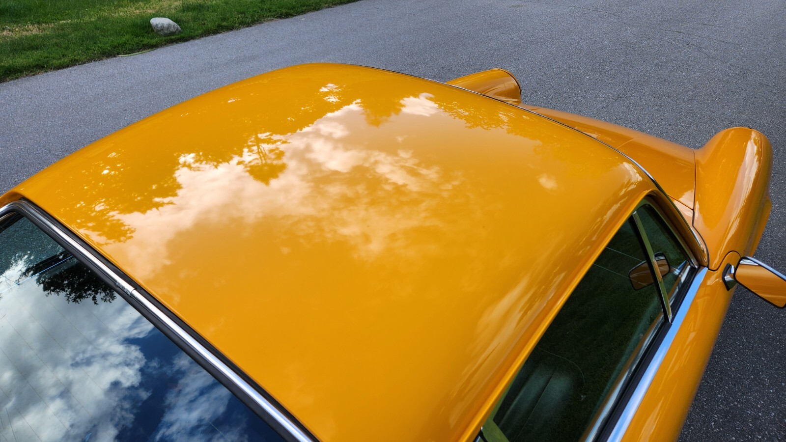 Porsche-911t-1973-Coupe-7