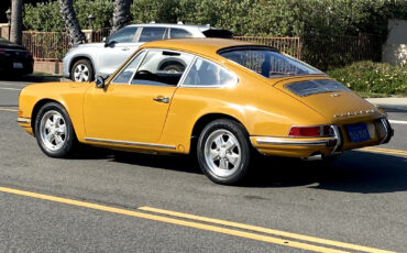 Porsche-912-1969-Coupe-5