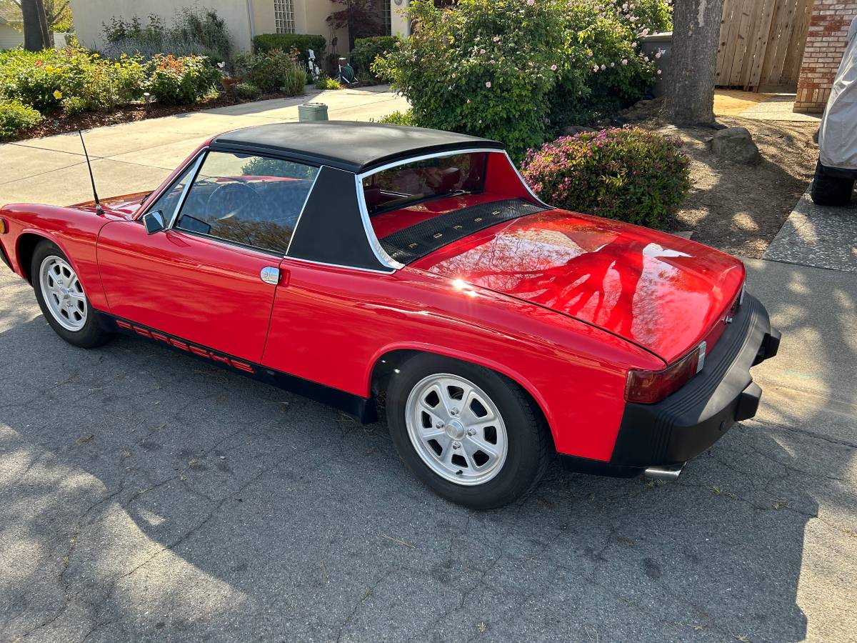 Porsche-914-1.8-1975-red-13