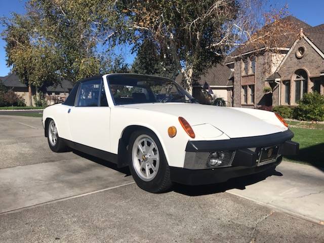 Porsche-914-1973-white-4