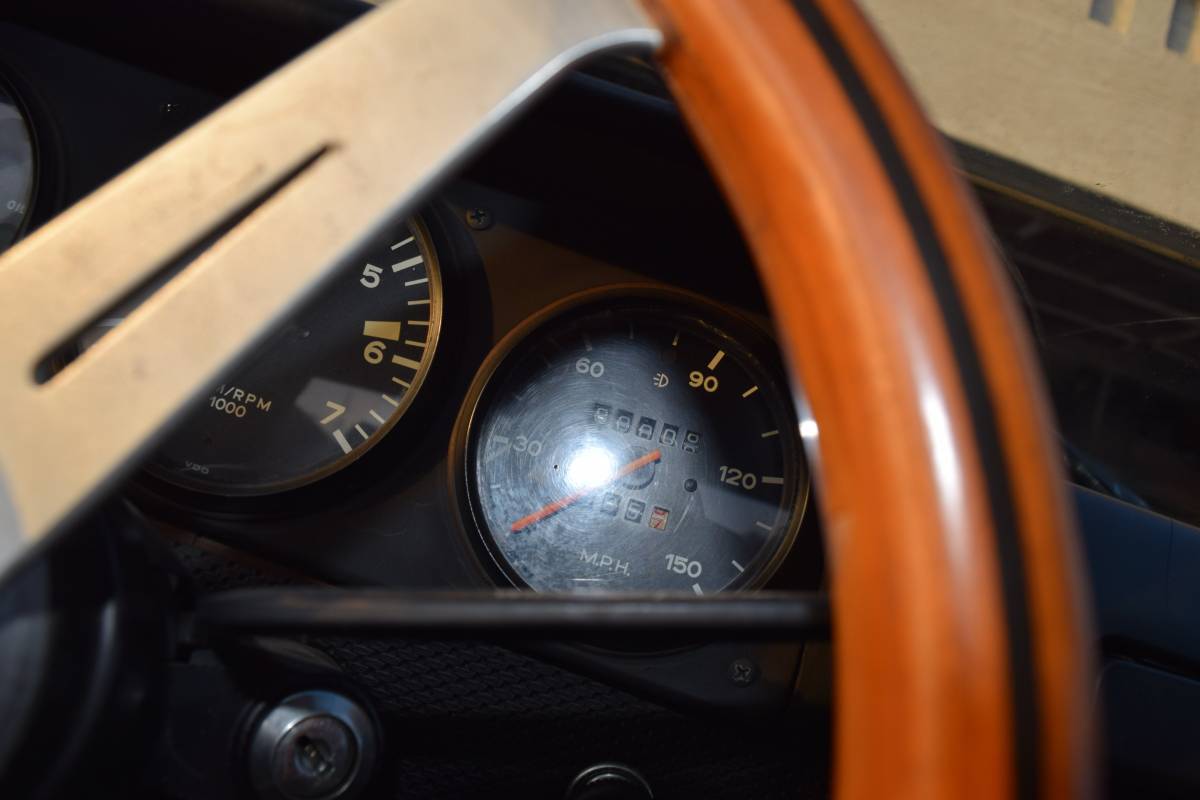 Porsche-914-1974-7