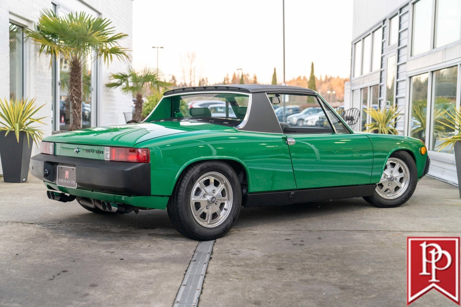 Porsche-914-1975-Coupe-19