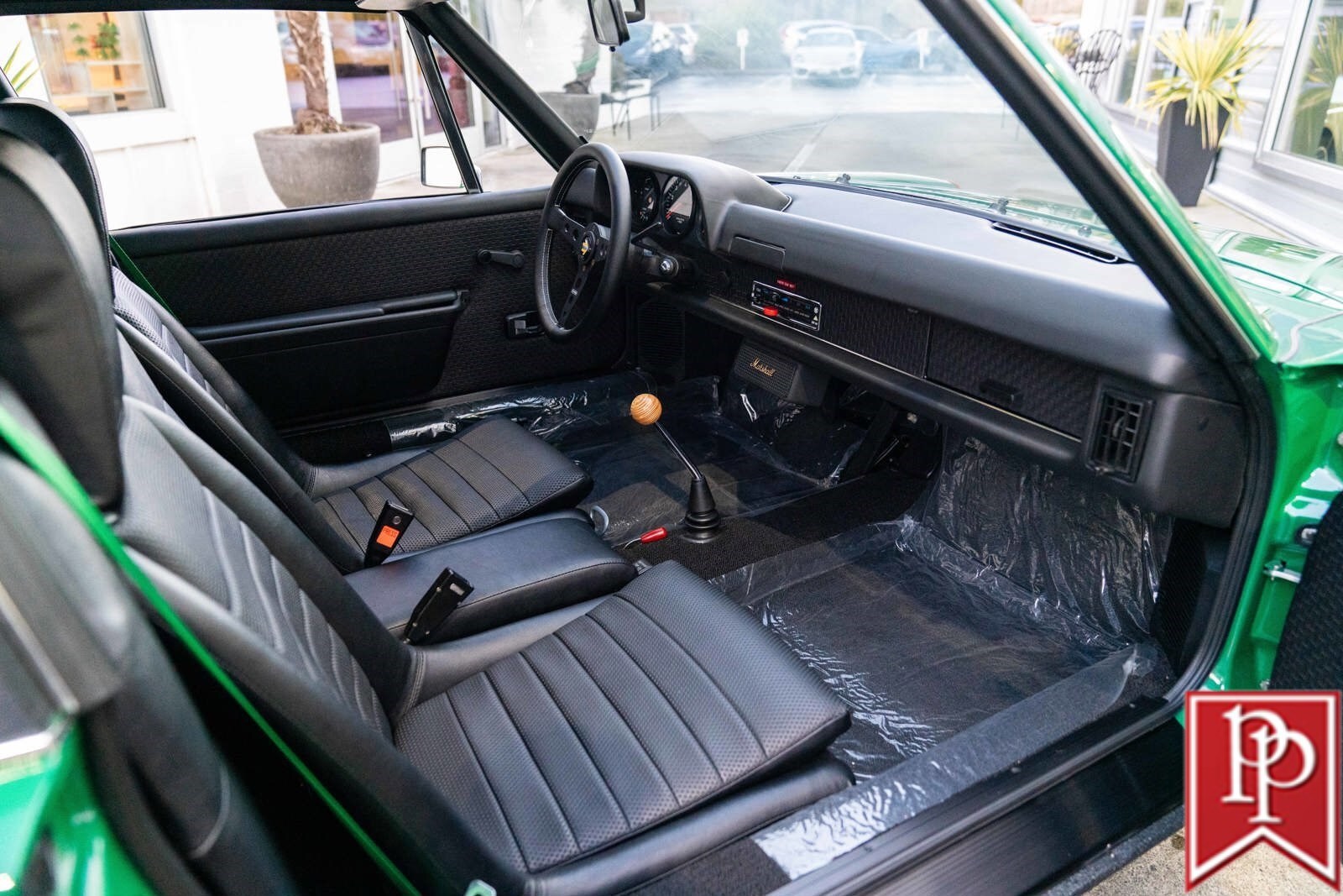 Porsche-914-1975-Coupe-33
