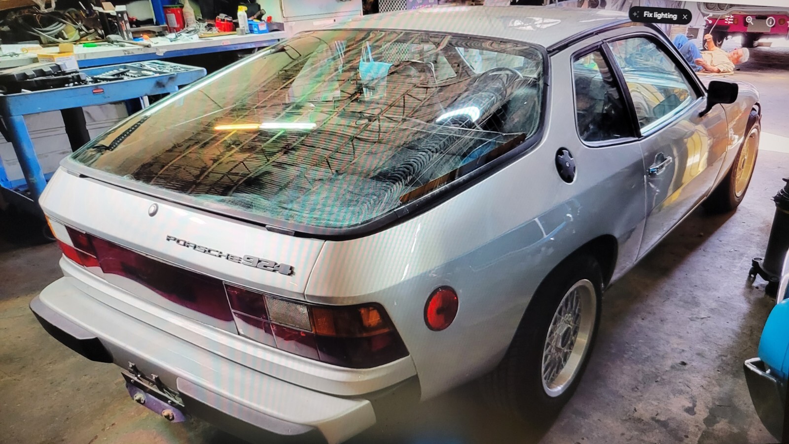 Porsche-924-1977-Fastback-2
