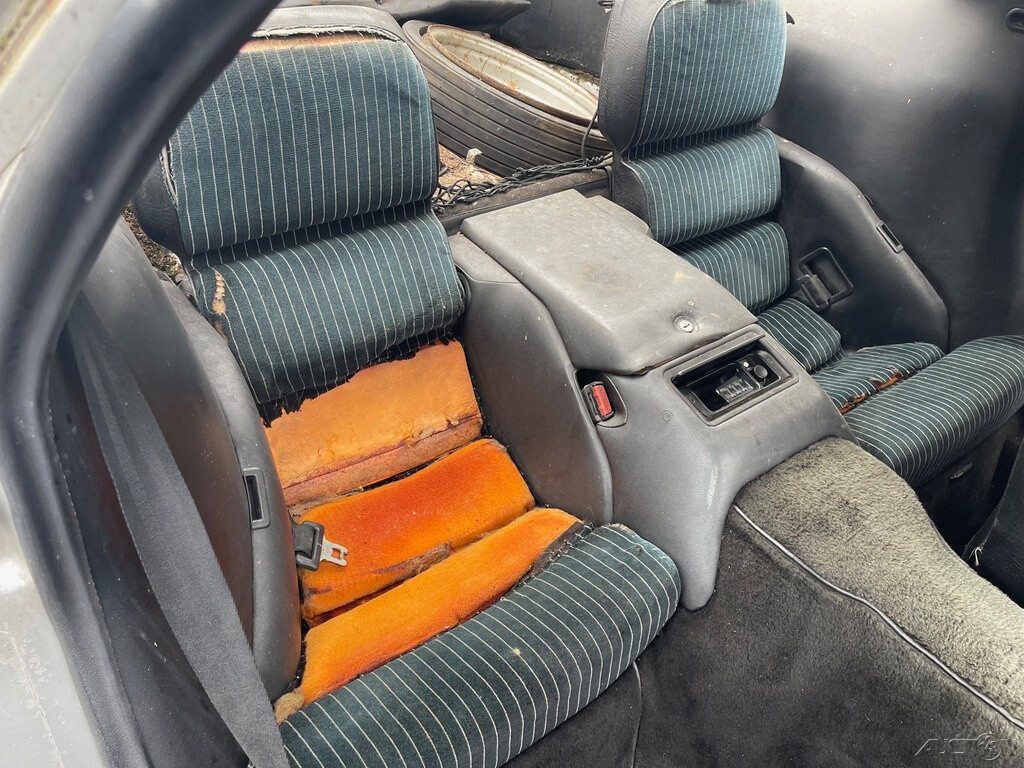 Porsche-928-1978-Coupe-14