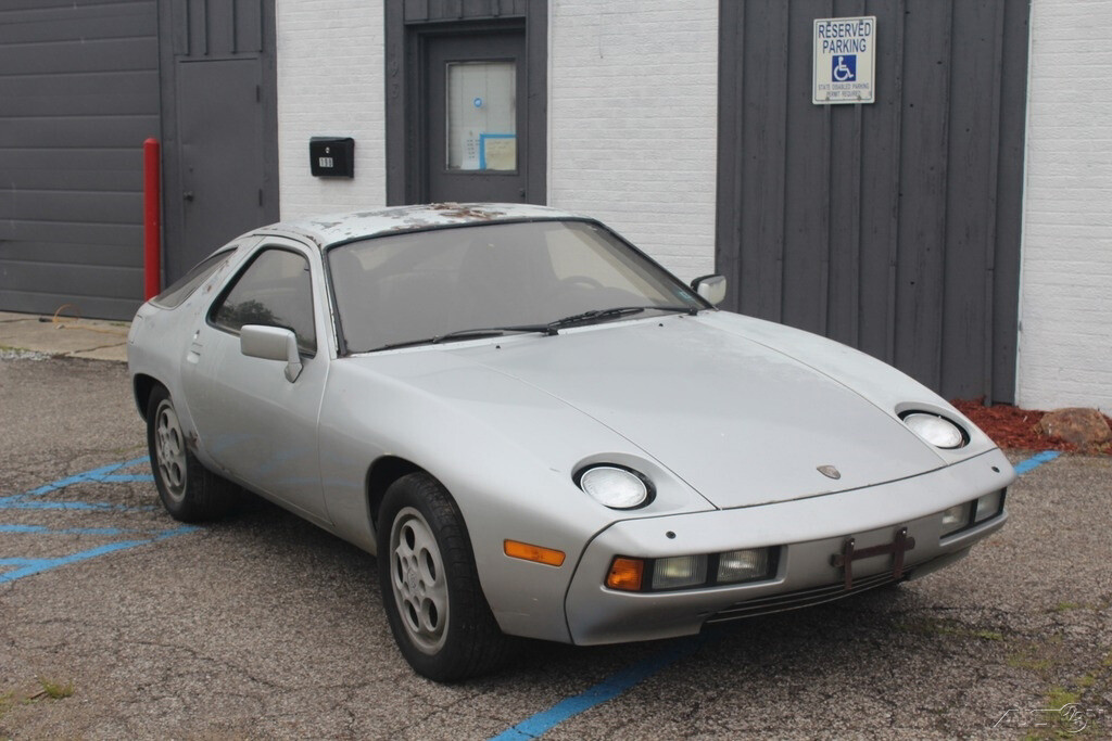 Porsche-928-1978-Coupe