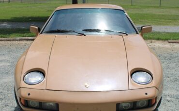 Porsche-928-1979-Coupe-1