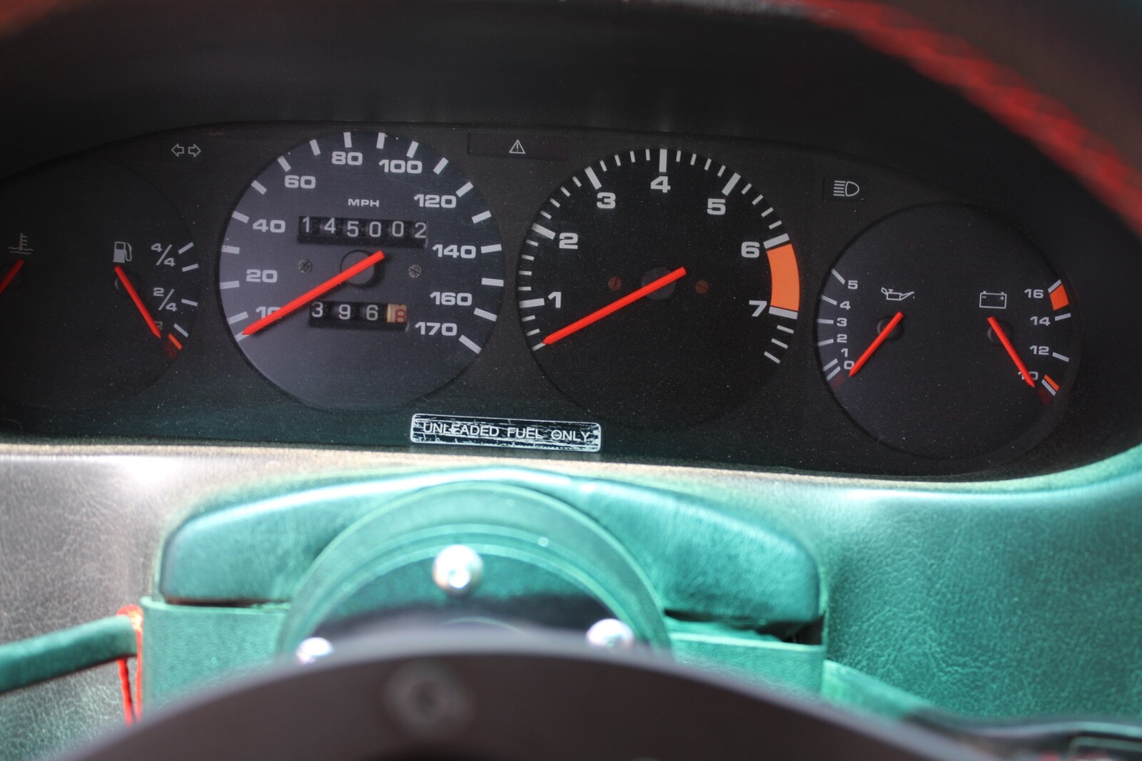 Porsche-928-1979-Coupe-4