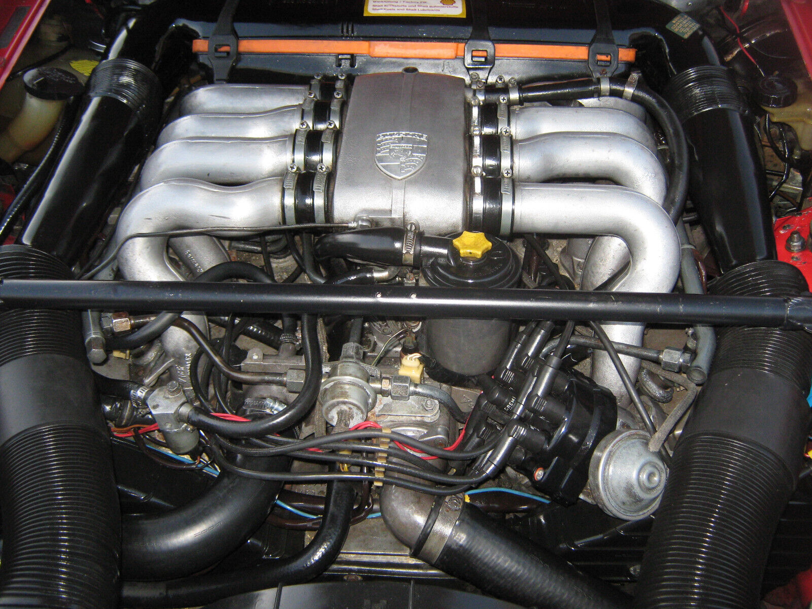 Porsche-928-1982-Coupe-21