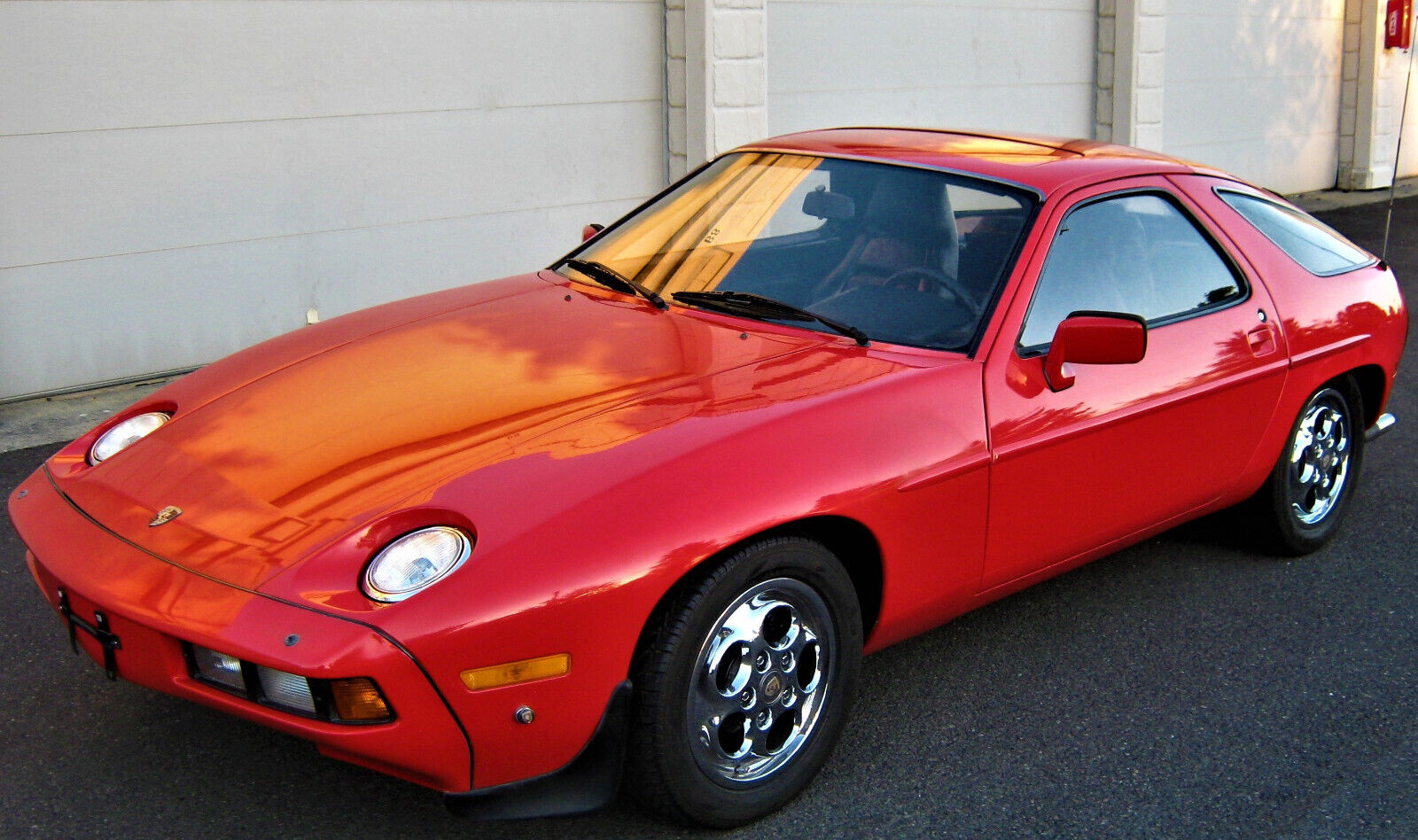 Porsche-928-1982-Coupe-6
