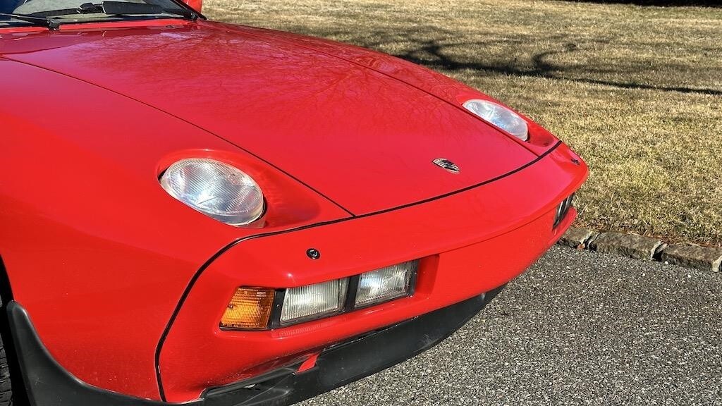Porsche-928-1984-Coupe-20
