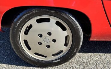 Porsche-928-1984-Coupe-25