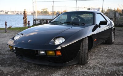 Porsche 928 1984 Coupe