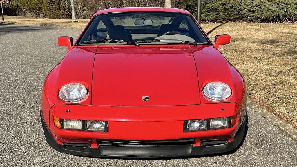 Porsche-928-1984-Coupe-5