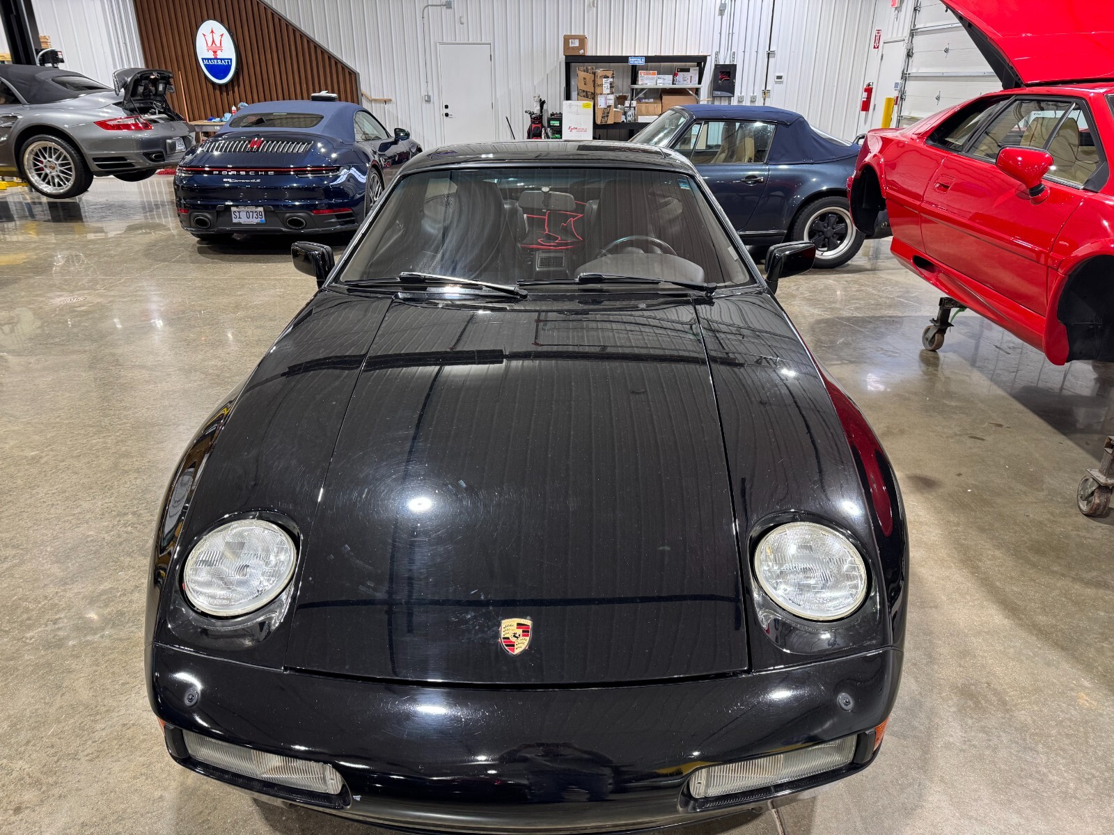Porsche-928-1987-Coupe-1
