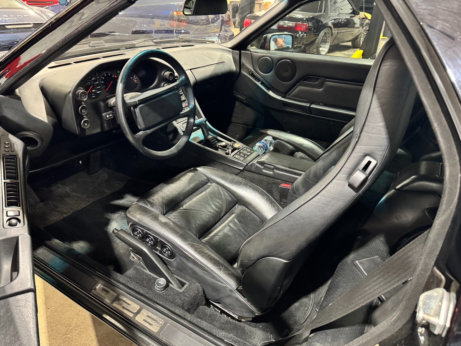 Porsche-928-1987-Coupe-2