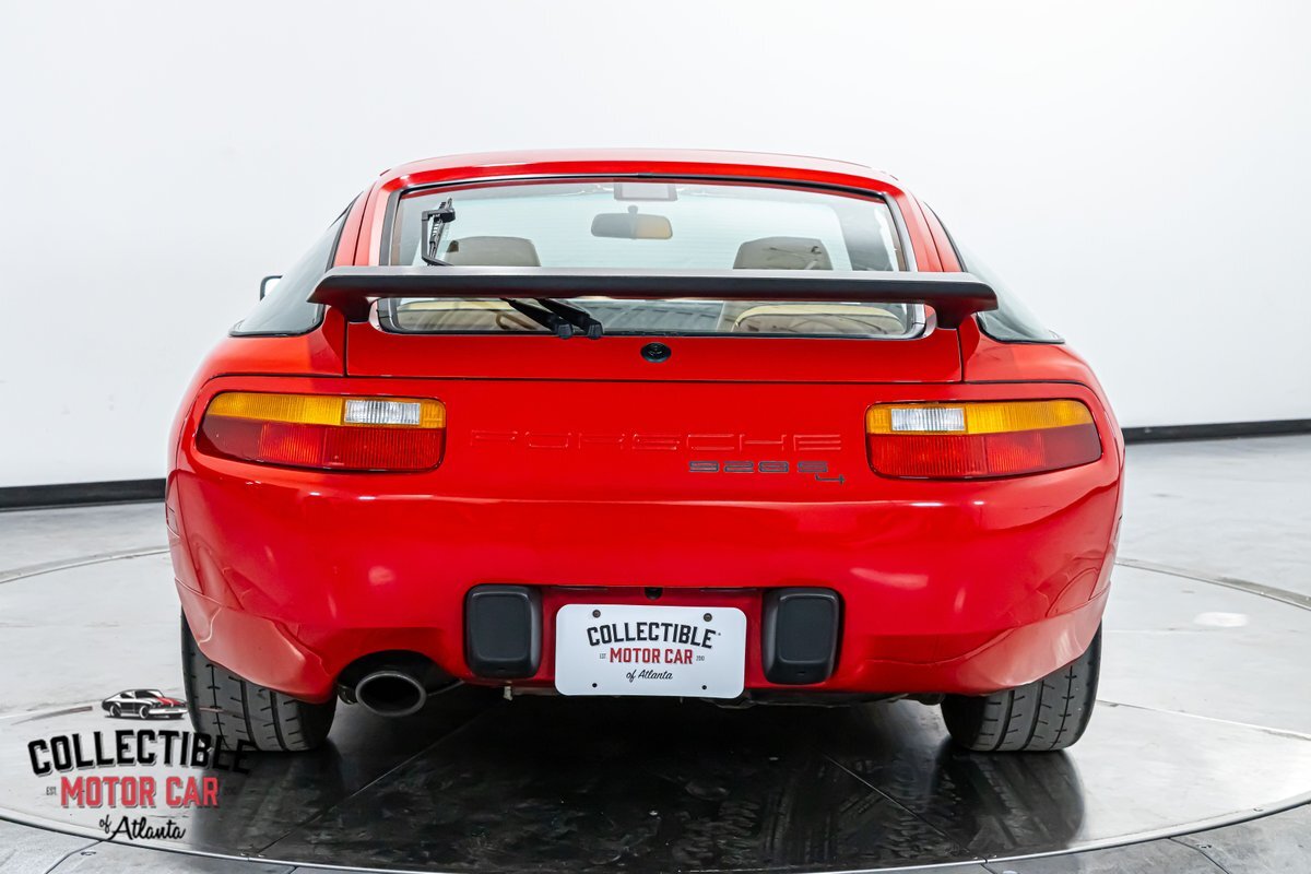 Porsche-928-1987-Hatchback-13
