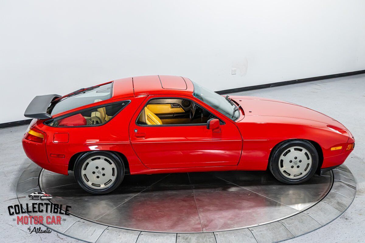 Porsche-928-1987-Hatchback-28